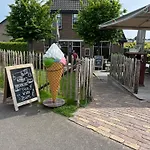 Vakantiehuis Frieda Am See, Naehe Arnheim Lathum