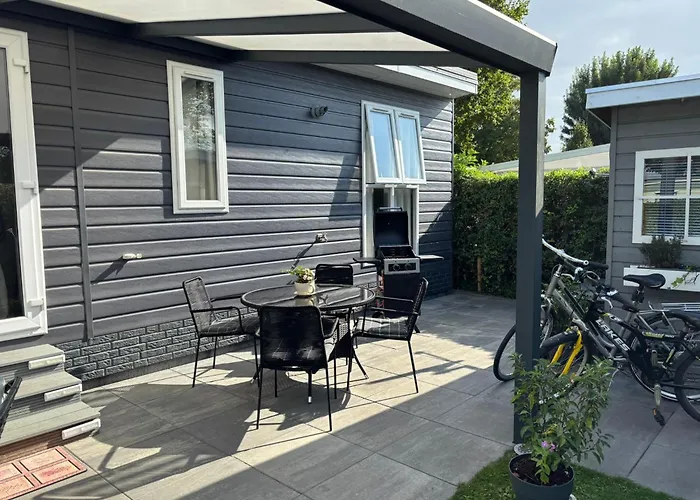 Frieda Am See, Naehe Arnheim *