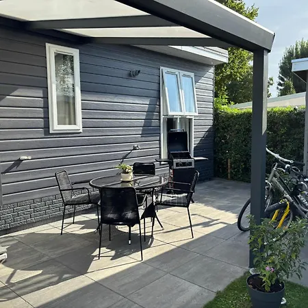 Frieda Am See, Naehe Arnheim *