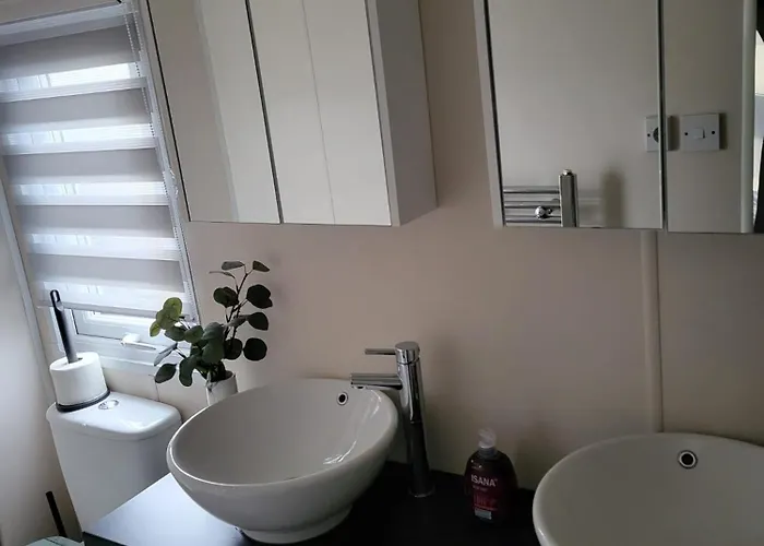 Frieda Am See, Naehe Arnheim